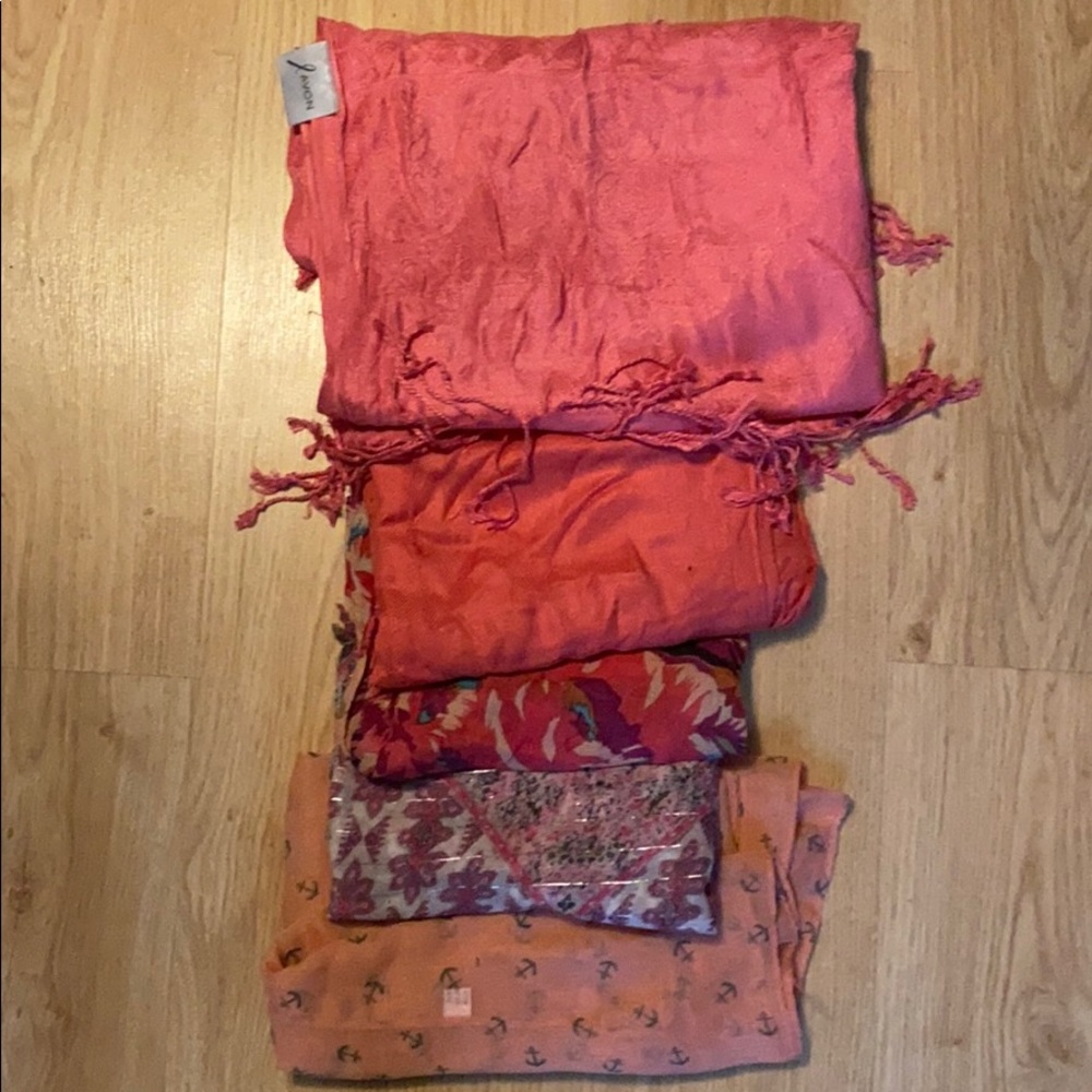Lot of scarf